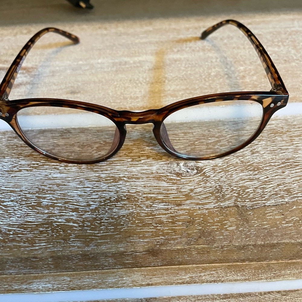 Blue light glasses